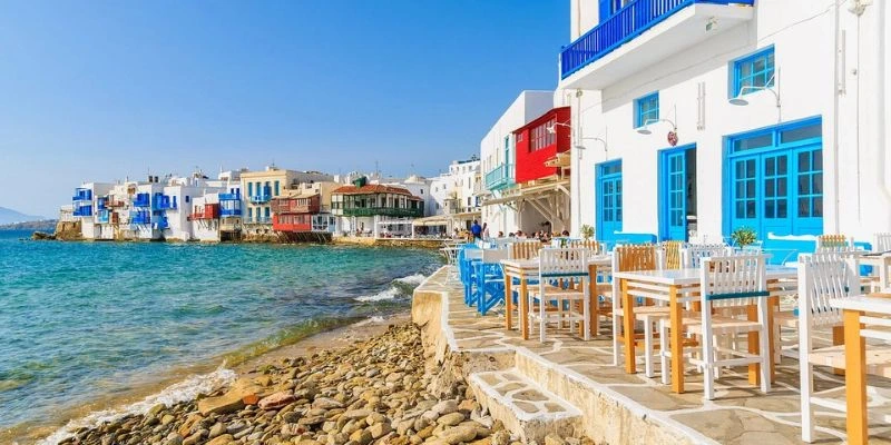 Ibiza vs Mykonos What to expect in 2025